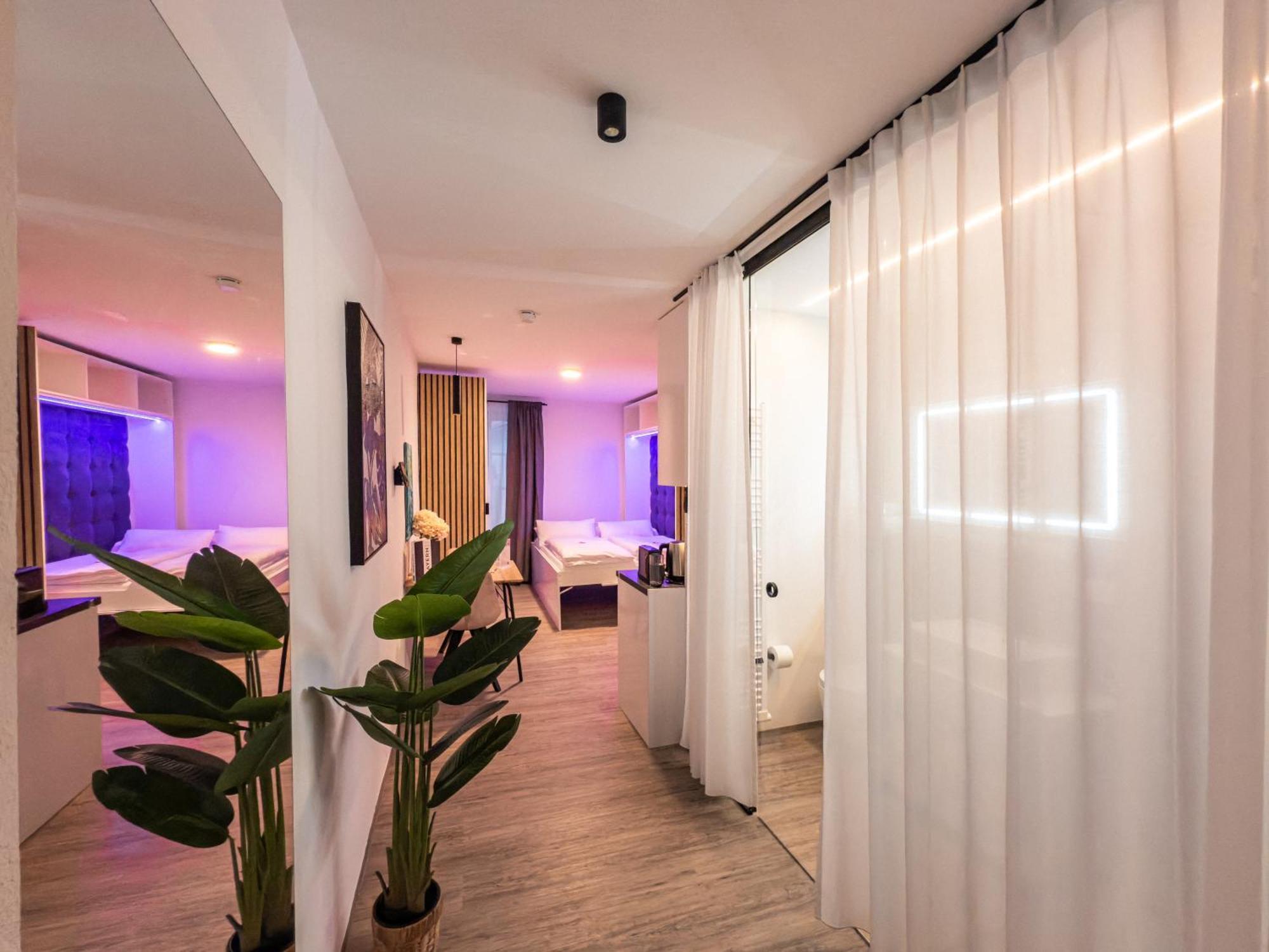 Crest - Riverside Mit Parken I Kueche I Regendusche Apartment Passau